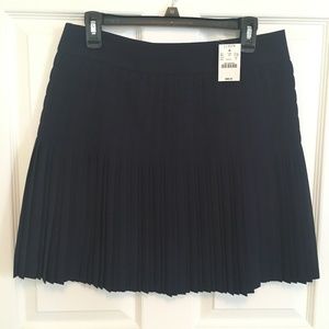 NEW Navy J Crew Pleated Skirt